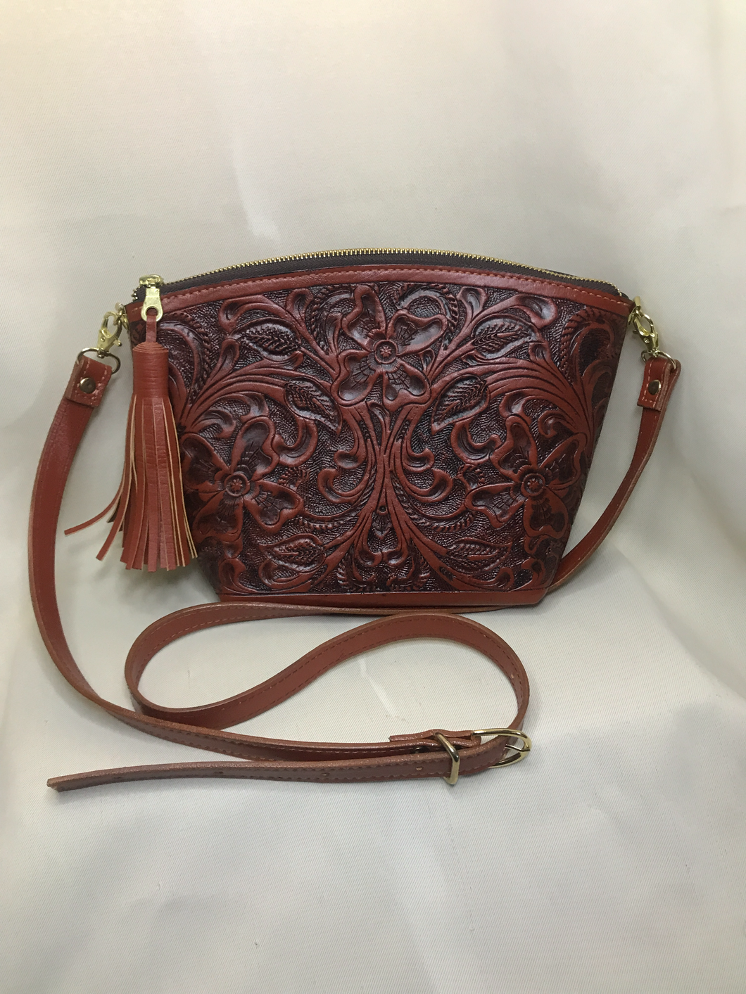 Itzel Cross Body