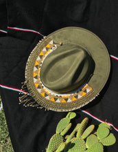 Load image into Gallery viewer, Sombreros/Hats
